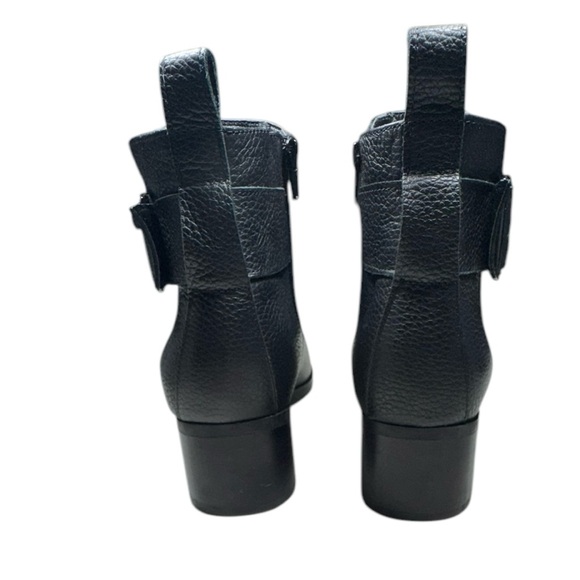 Clarks Mila Charm Black Pebbled Leather Side Zipper Pull Tab Bootie Size 10 - Picture 6 of 13